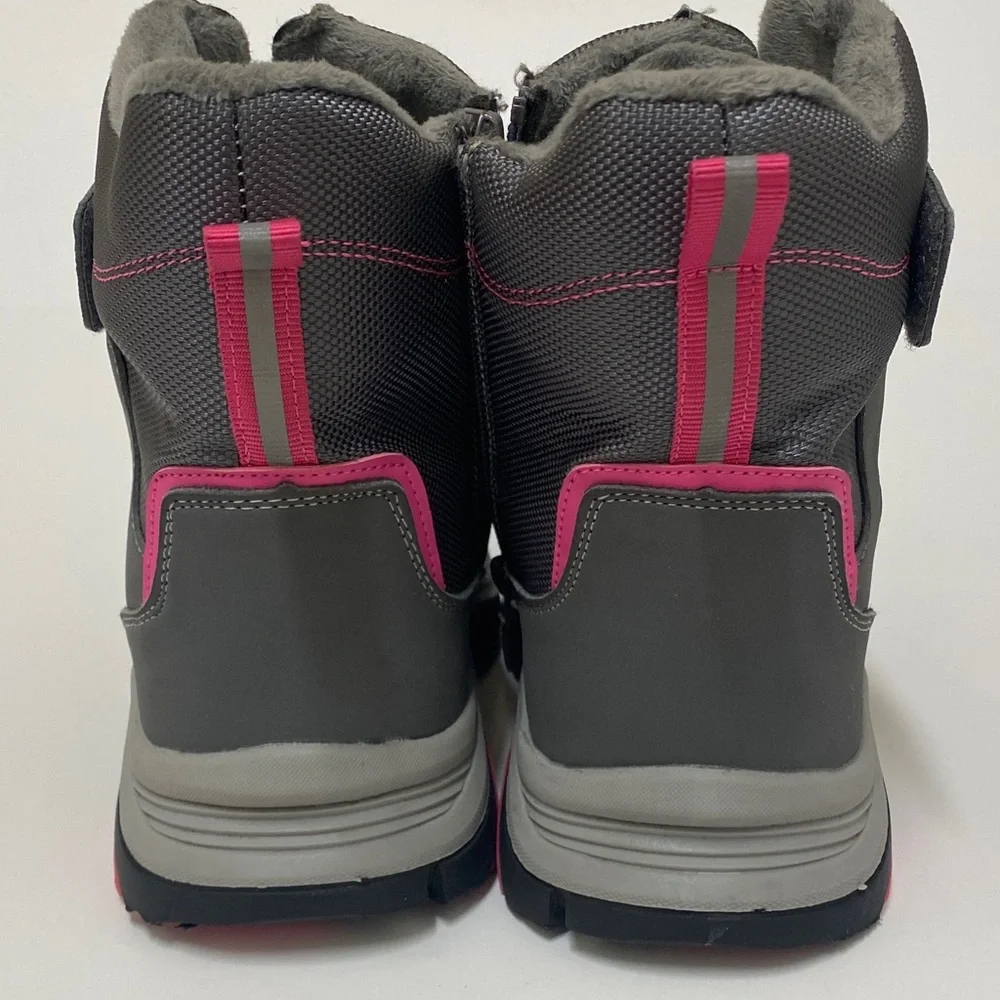 Komforme Kid’s Gray and Pink Girl’s Snow Boots size 4